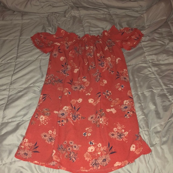 Dress - Picture 3 of 3